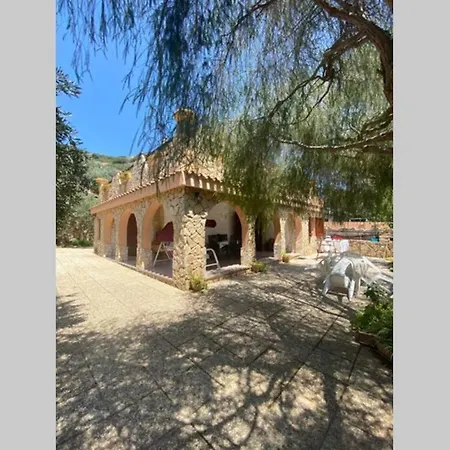 Hébergement de vacances Spanuvillas Solanas (Cagliari)